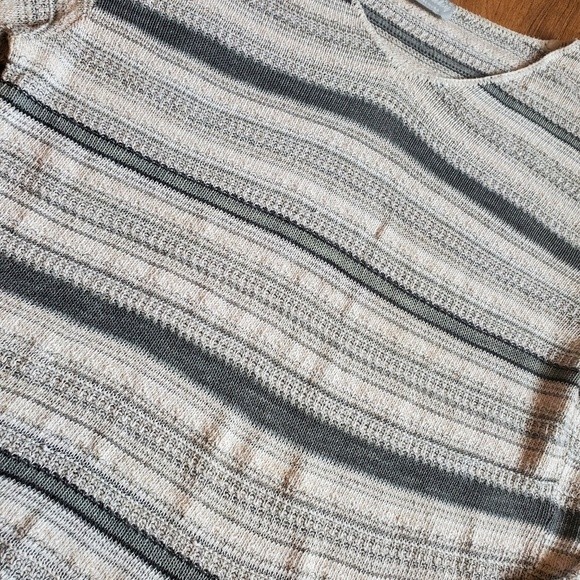 Spunky Vintage Gray Striped Sweater - Picture 10 of 12